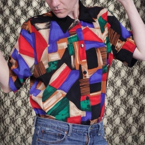 FUNKY GEOMETRIC PRINT SHORT-SLEEVE RAYON BUTTON-UP SHIRT - Picture 1 of 11